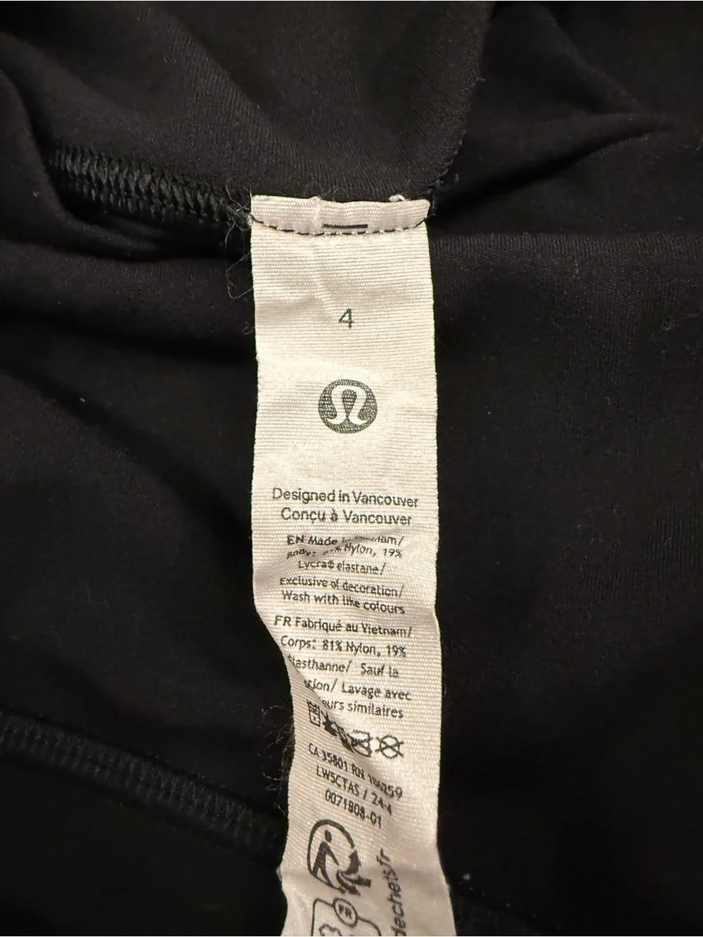Lululemon align Black High-Rise Leggings size 4 in good condition, retail $98